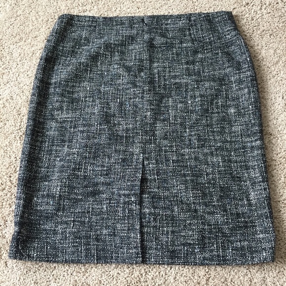 NWT Theory Pencil Skirt - Picture 2 of 3